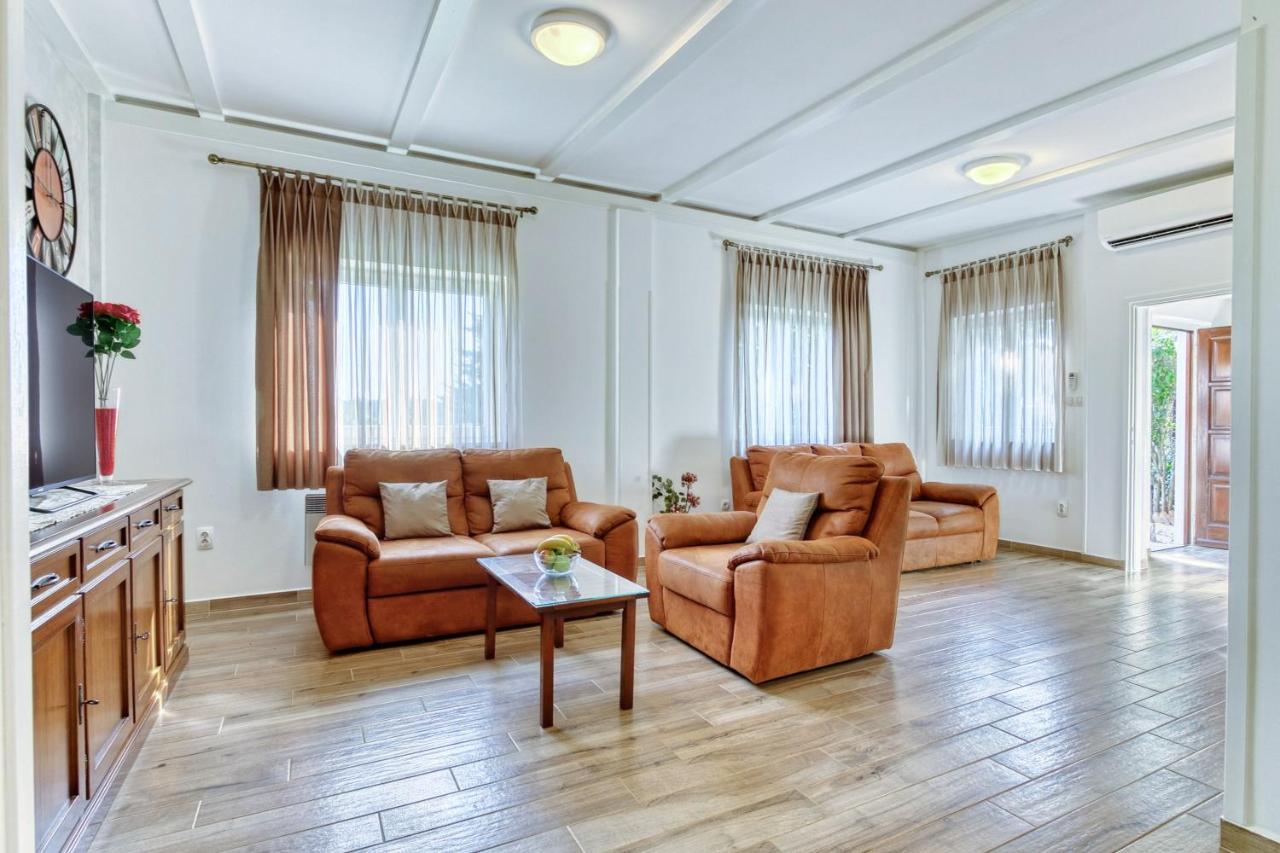 Holiday Home Giardino Marino Помер Экстерьер фото