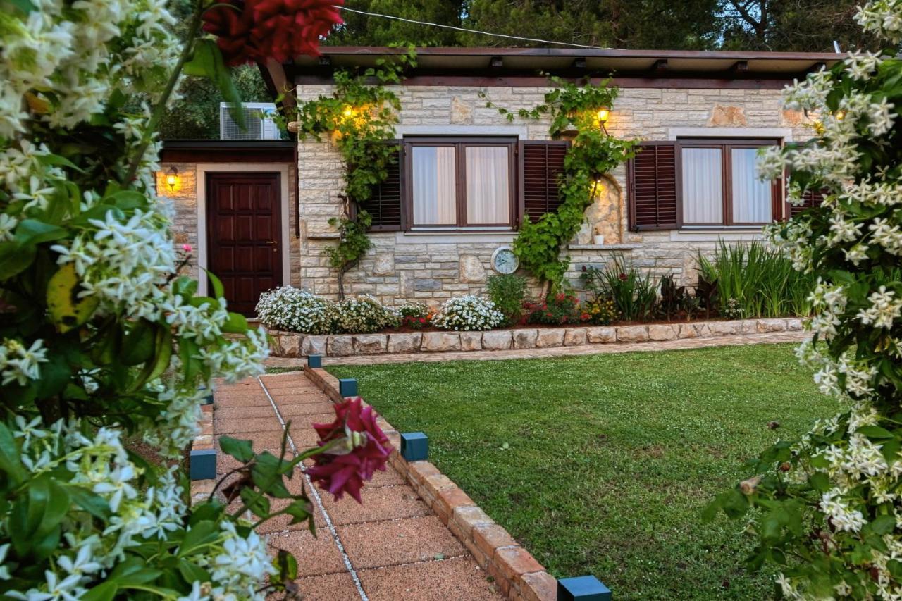 Holiday Home Giardino Marino Помер Экстерьер фото
